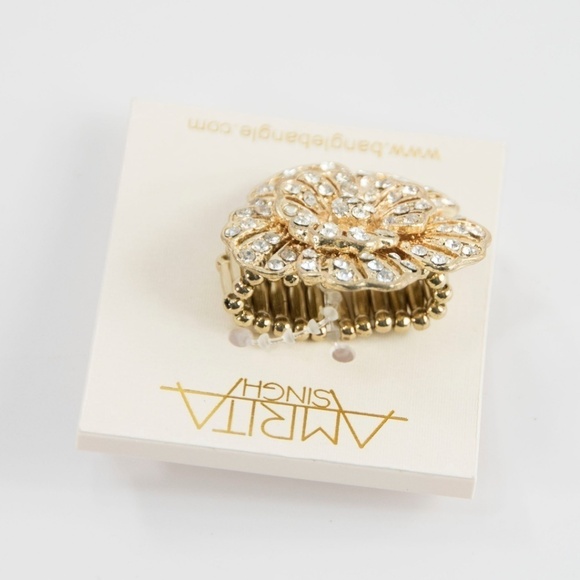 Amrita Singh Crystal Primrose Floral Cocktail Ring - Picture 4 of 5